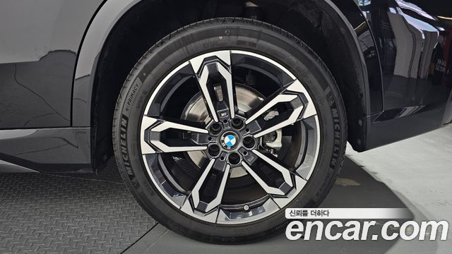 BMW X1 (U11) xDrive 20i M Sport 2024 — фото 27