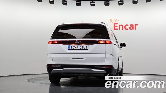Kia Carnival (IV) Diesel 9-Seater Prestige 2023 — фото 4