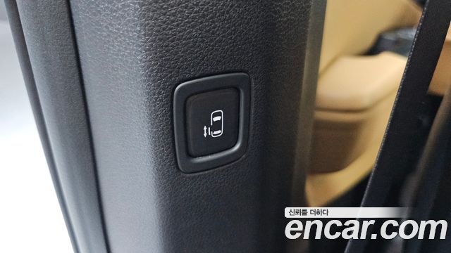 Kia Carnival (IV) Diesel 9-Seater Prestige 2023 — фото 16