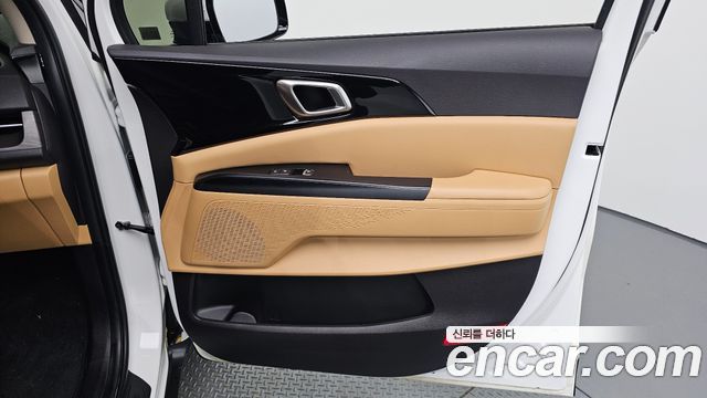 Kia Carnival (IV) Diesel 9-Seater Prestige 2023 — фото 25