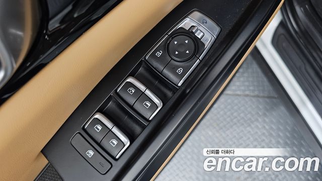 Kia Carnival (IV) Diesel 9-Seater Prestige 2023 — фото 29