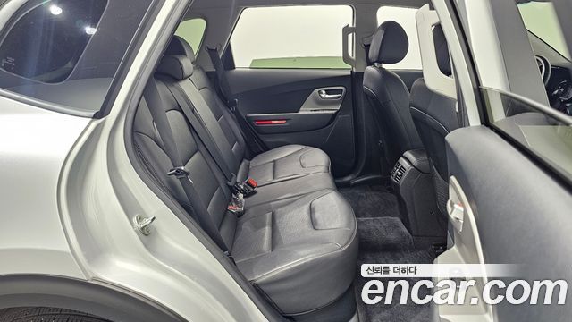 Kia Niro Plus Air 2023 — фото 11