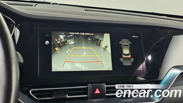 Kia Niro Plus Air 2023 — фото 14