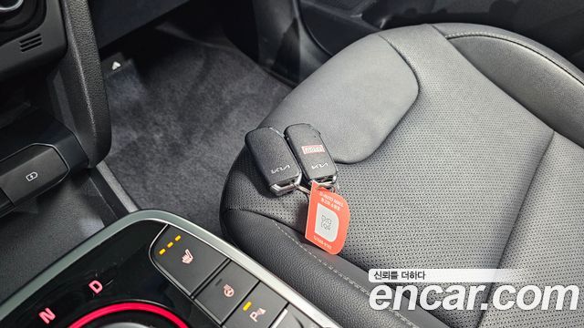 Kia Niro Plus Air 2023 — фото 15