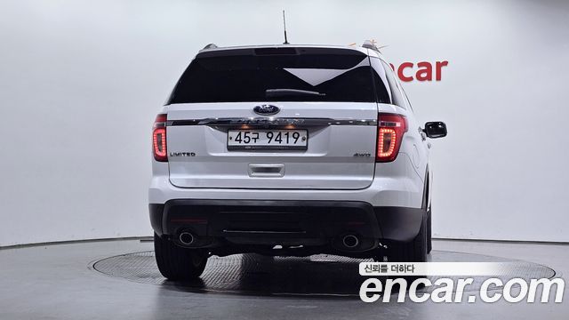 Ford Explorer 3.5 Limited 4WD 5th 2015 — фото 4