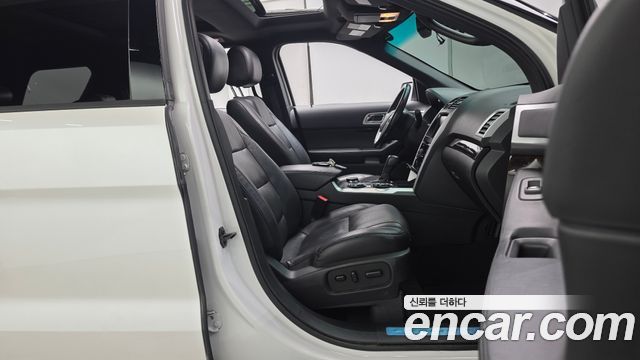 Ford Explorer 3.5 Limited 4WD 5th 2015 — фото 11