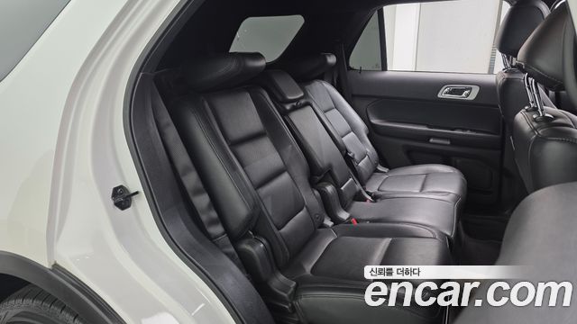Ford Explorer 3.5 Limited 4WD 5th 2015 — фото 12