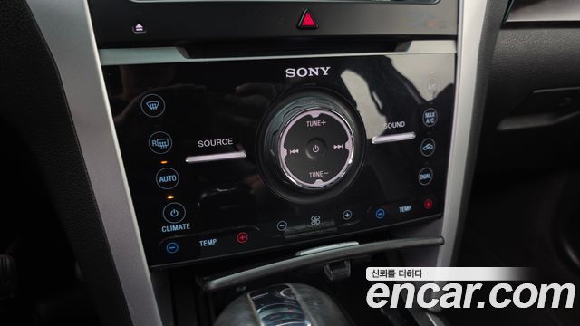 Ford Explorer 3.5 Limited 4WD 5th 2015 — фото 17