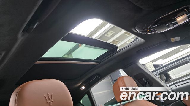 Maserati Levante 3.0 Diesel AWD 2017 — фото 17