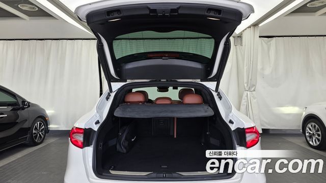 Maserati Levante 3.0 Diesel AWD 2017 — фото 20