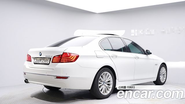 BMW 5 Series (F10) 520d Luxury Plus 2016 — фото 2
