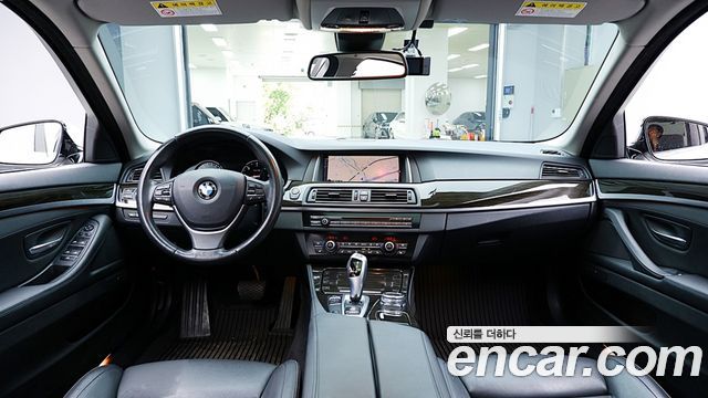 BMW 5 Series (F10) 520d Luxury Plus 2016 — фото 7