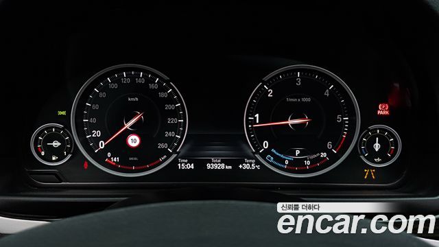 BMW 5 Series (F10) 520d Luxury Plus 2016 — фото 8