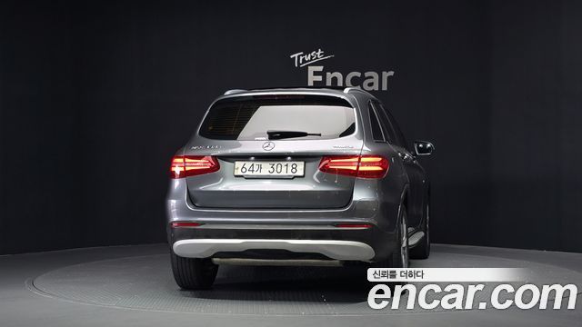 Mercedes-Benz GLC-Class (X253) GLC350e 4MATIC Premium 2019 — фото 4