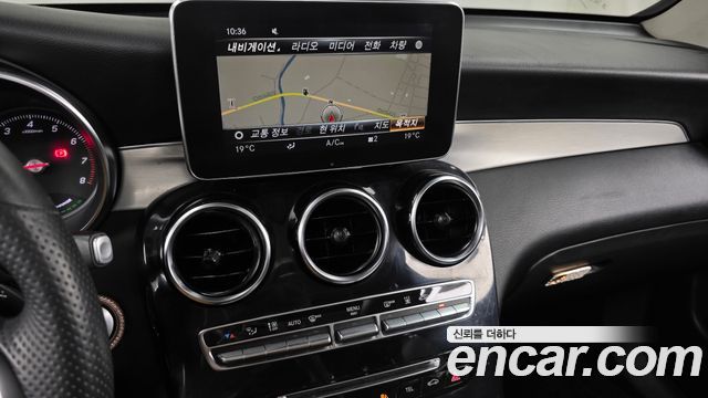 Mercedes-Benz GLC-Class (X253) GLC350e 4MATIC Premium 2019 — фото 13