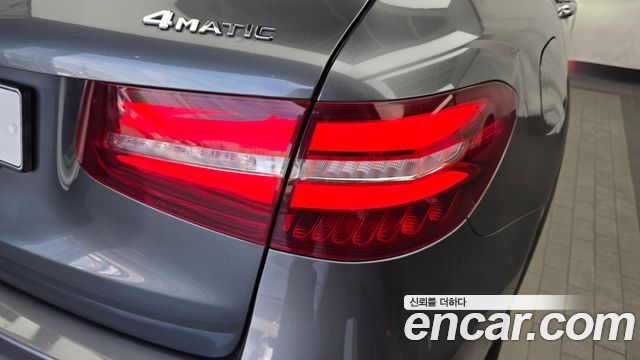 Mercedes-Benz GLC-Class (X253) GLC350e 4MATIC Premium 2019 — фото 23