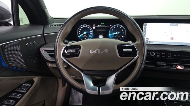 Kia K8 2.5 Gasoline 2WD Noblesse 2022 — фото 13