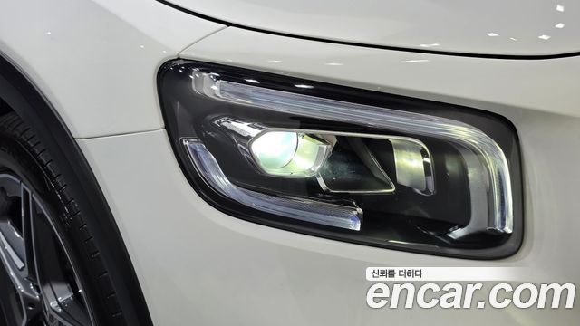 Mercedes-Benz GLB-Class (X247) GLB250 4MATIC 2023 — фото 22