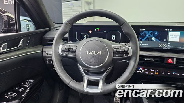 Kia K5 (III) 2.0 Signature 2024 — фото 13