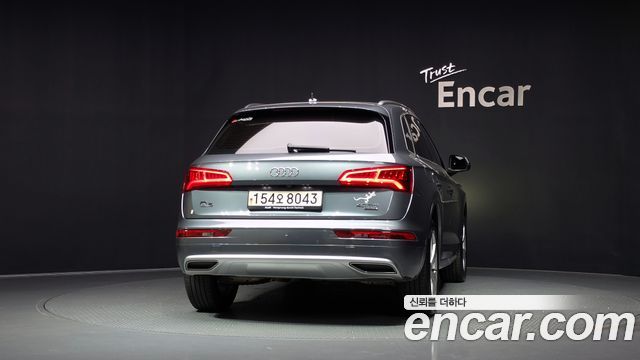 Audi Q5 (FY) 40 TDI Quattro Premium 2020 — фото 4