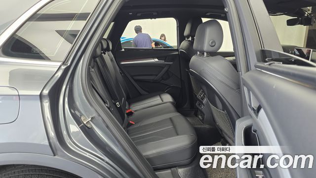 Audi Q5 (FY) 40 TDI Quattro Premium 2020 — фото 12
