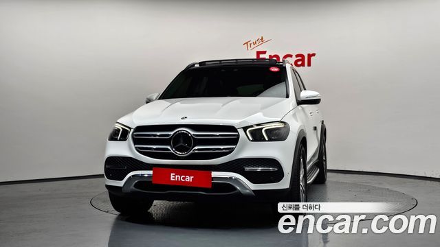 Mercedes-Benz GLE-Class (W167) GLE300d 4MATIC 2022 — фото 3
