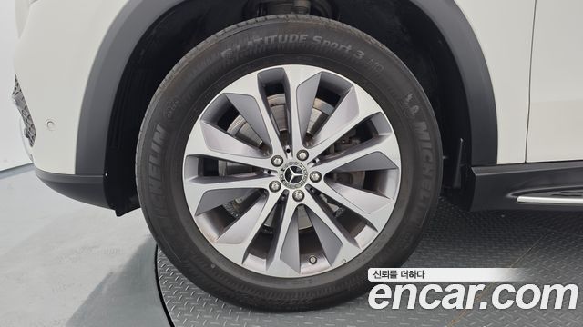 Mercedes-Benz GLE-Class (W167) GLE300d 4MATIC 2022 — фото 5