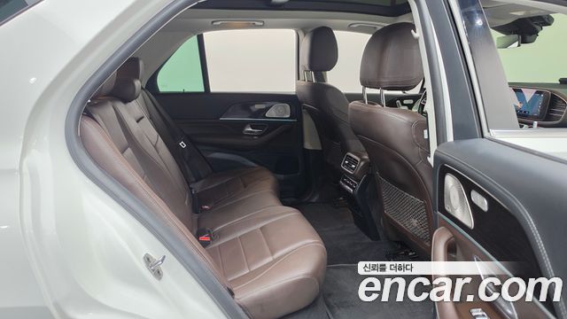 Mercedes-Benz GLE-Class (W167) GLE300d 4MATIC 2022 — фото 10
