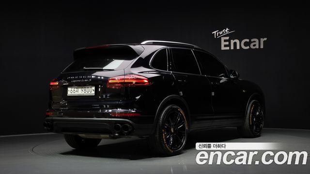 Porsche Cayenne 4.8 Turbo 958 2015 — фото 2