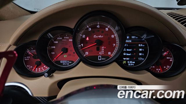 Porsche Cayenne 4.8 Turbo 958 2015 — фото 8
