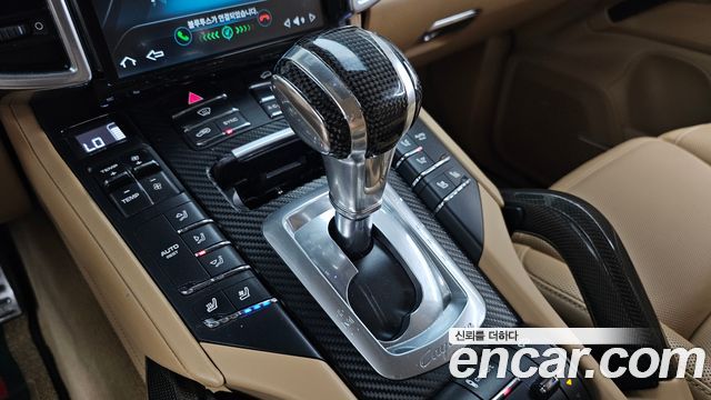 Porsche Cayenne 4.8 Turbo 958 2015 — фото 9