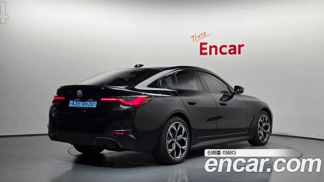 BMW i4 eDrive40 M Sports Pro 2023 — фото 2