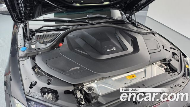 BMW i4 eDrive40 M Sports Pro 2023 — фото 6