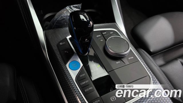 BMW i4 eDrive40 M Sports Pro 2023 — фото 9