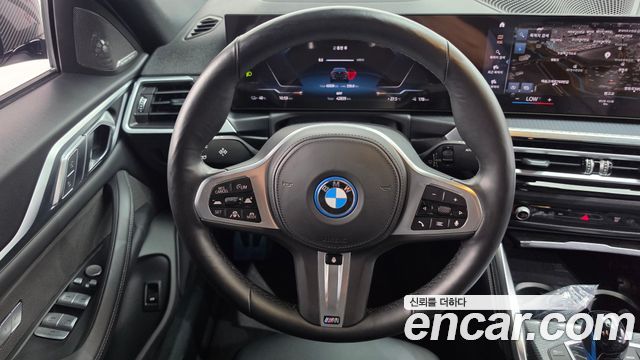 BMW i4 eDrive40 M Sports Pro 2023 — фото 13