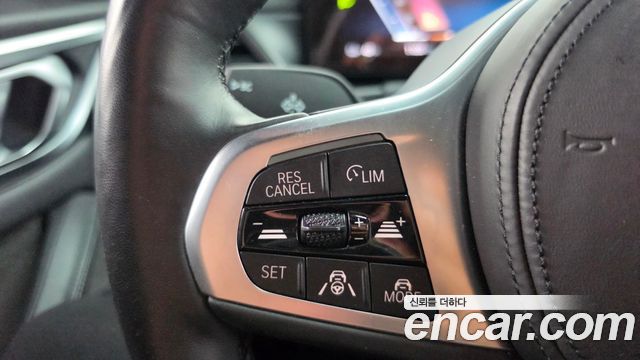 BMW i4 eDrive40 M Sports Pro 2023 — фото 15