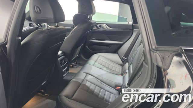 BMW i4 eDrive40 M Sports Pro 2023 — фото 19