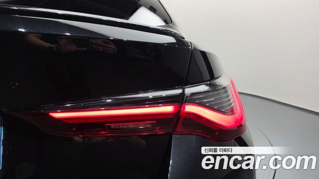 BMW i4 eDrive40 M Sports Pro 2023 — фото 23