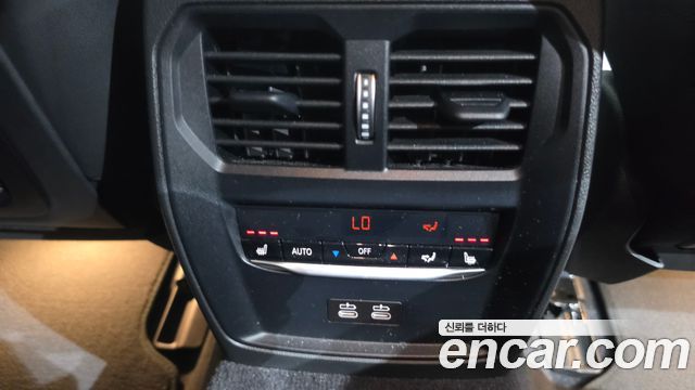 BMW i4 eDrive40 M Sports Pro 2023 — фото 31