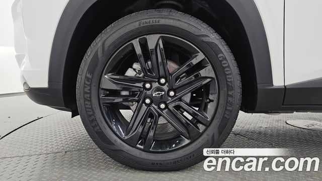 Chevrolet Trax Crossover 1.2 ACTIV Plus 2024 — фото 5