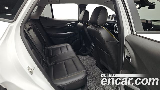 Chevrolet Trax Crossover 1.2 ACTIV Plus 2024 — фото 12