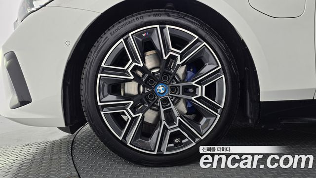 BMW 5 Series (G60) 530e xDrive M Sport 2025 — фото 5