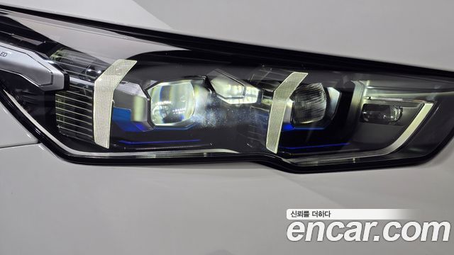BMW 5 Series (G60) 530e xDrive M Sport 2025 — фото 22