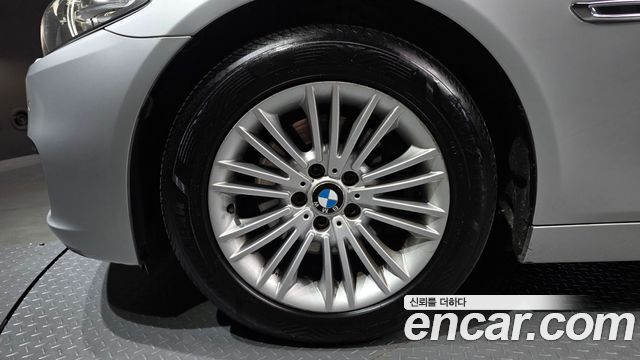 BMW 5 Series (F10) 520d 2014 — фото 5