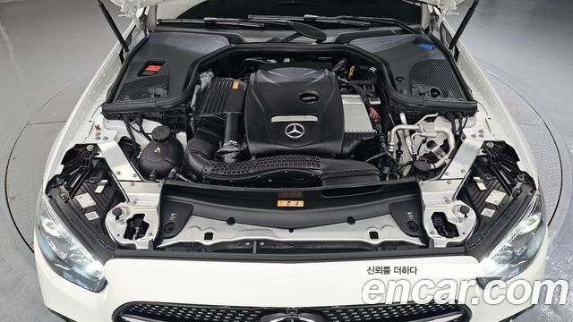Mercedes-Benz E-Class (W213) E250 AMG Line 2023 — фото 6