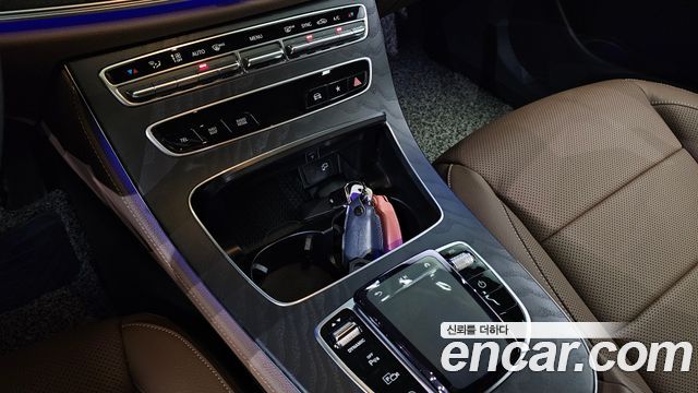 Mercedes-Benz E-Class (W213) E250 AMG Line 2023 — фото 27