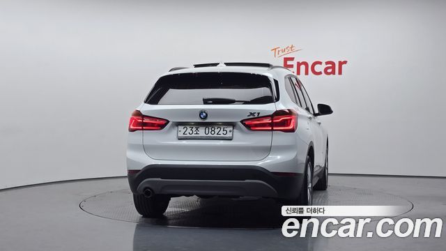 BMW X1 (F48) xDrive 18d 2016 — фото 4