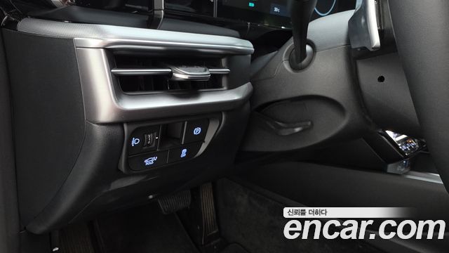 Hyundai Grandeur (GN7) 2,5 Gasoline 2WD Premium 2024 — фото 20