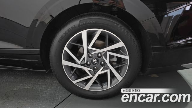 Hyundai Grandeur (GN7) 2,5 Gasoline 2WD Premium 2024 — фото 21