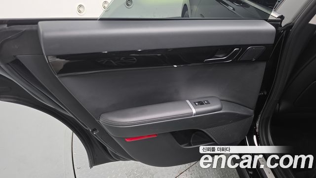 Hyundai Grandeur (GN7) 2,5 Gasoline 2WD Premium 2024 — фото 25